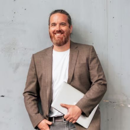 Robert - SEO und Vertrieb für Erfurt